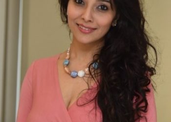 Astrologer Jai Madaan’s Biography, wiki, Family, Education, total Net Worth & unseen images